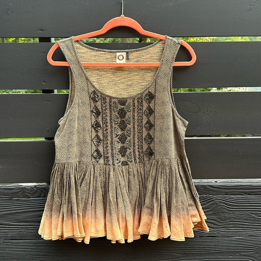 Gorgeous Anthropologie Embroidered Top